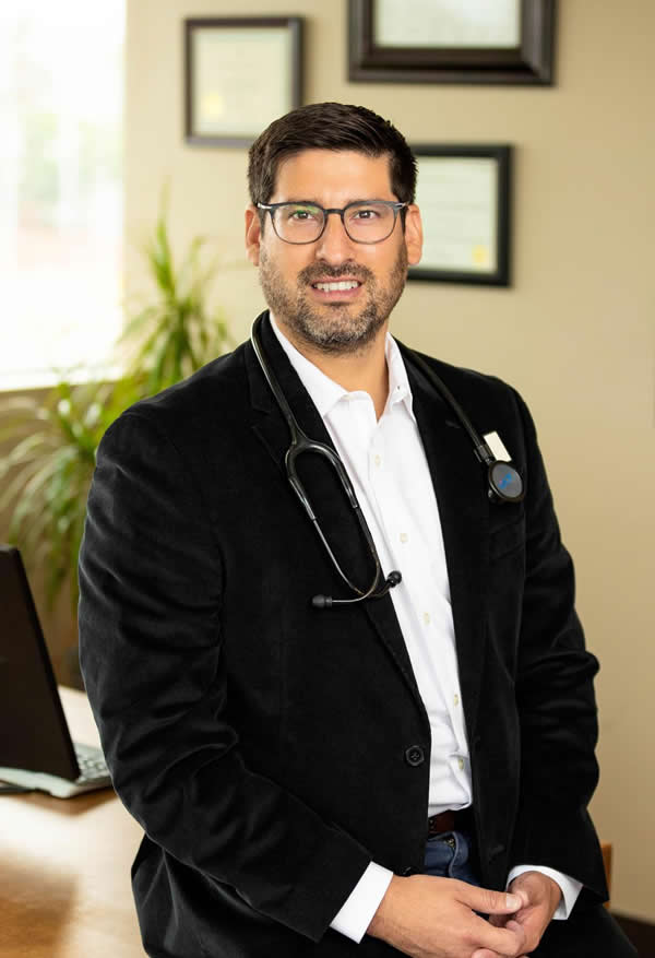 Dr. Gerardo Cabanillas