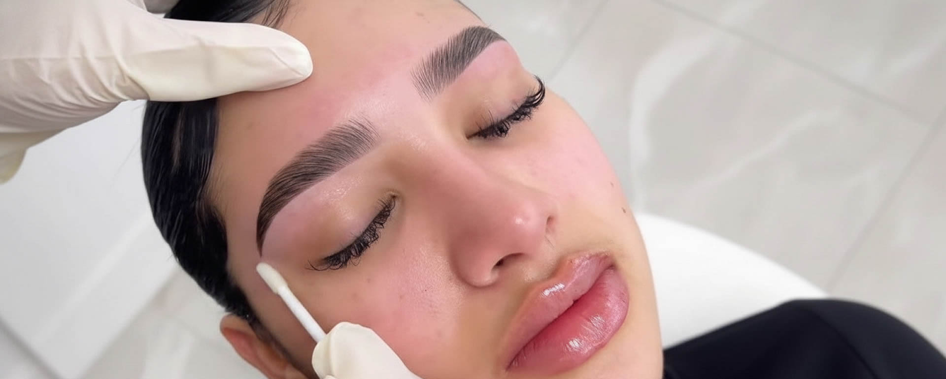 Eyebrow Clean-Up